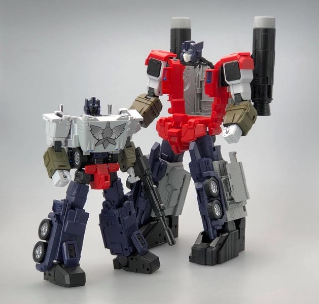 First Look MB 16A Machine Eagle Color Testshot Unofficial Machine Wars Optimus Prime (1 of 1)